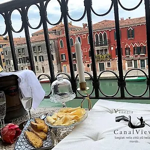 Canal View Homestay szállás