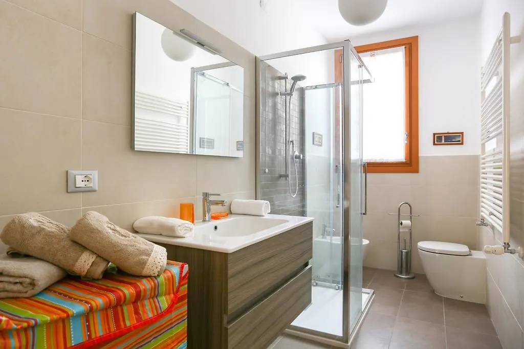 Lupo Di Mare Apartment Venice 0*,  Italy