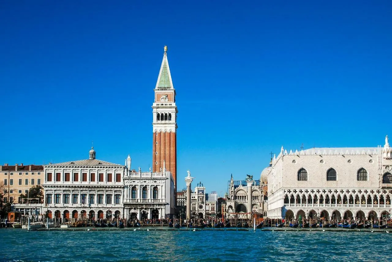 Lupo Di Mare Apartment Venice
